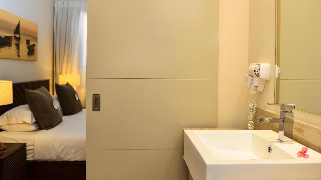 Esplanade By Horizon Holidays Tamarin Exterior photo