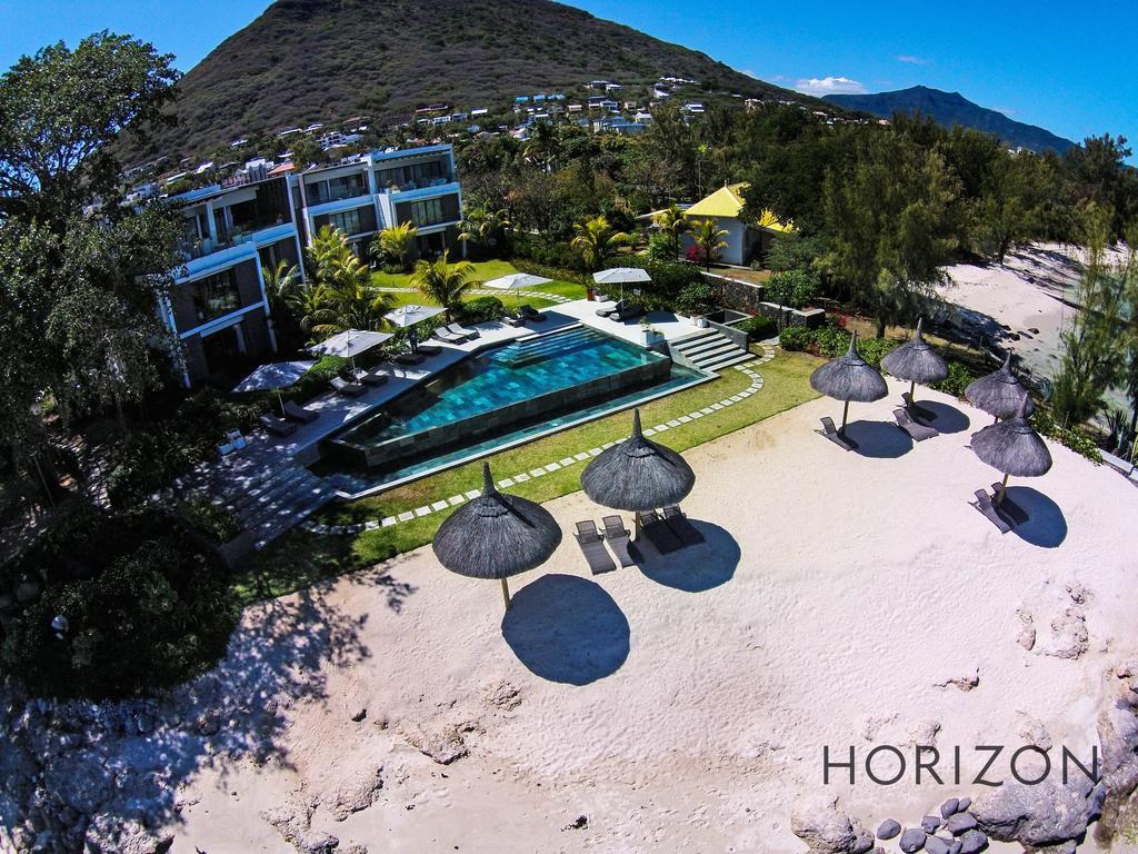 Esplanade By Horizon Holidays Tamarin Exterior photo